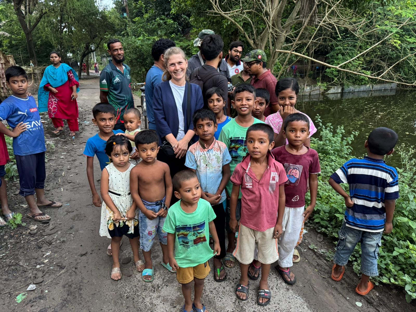 A Virológiai Nemzeti Laboratórium bangladesi terepkutatása